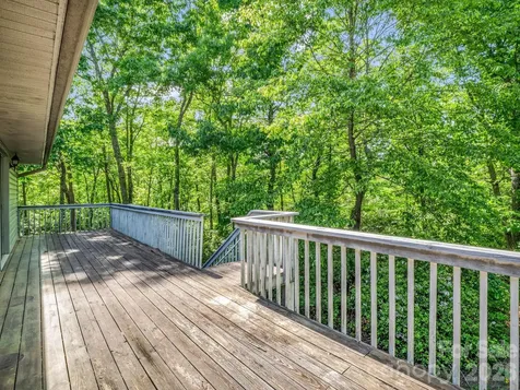120 Lakewood Drive Lake Lure NC 28746