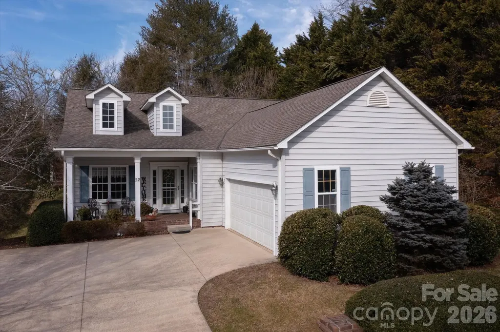 22 Cambridge Drive Brevard NC 28712
