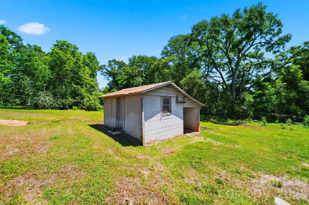 1807 S Post Road Shelby NC 28152