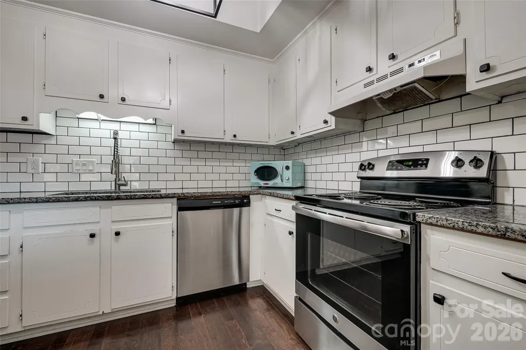 9235 N Vicksburg Park Court Charlotte NC 28210