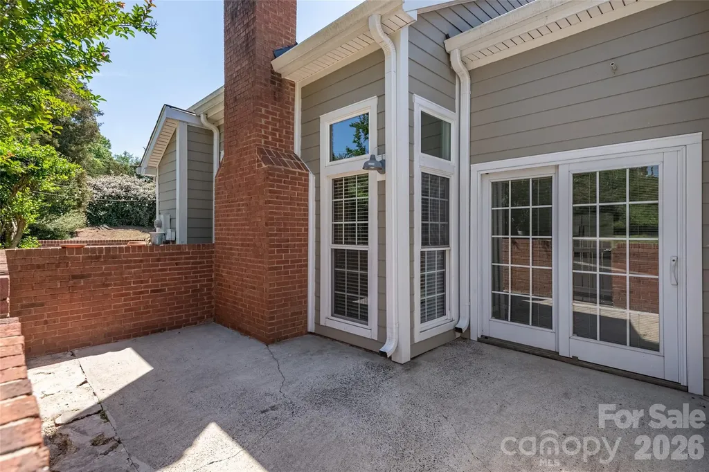 9235 N Vicksburg Park Court Charlotte NC 28210