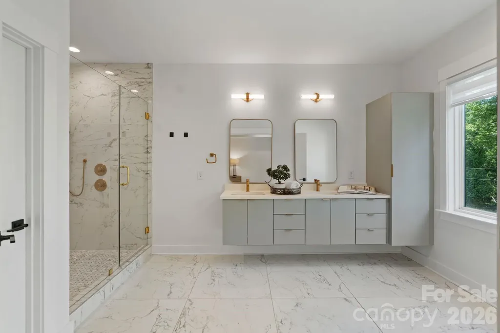 3008 Holt Street Charlotte NC 28205