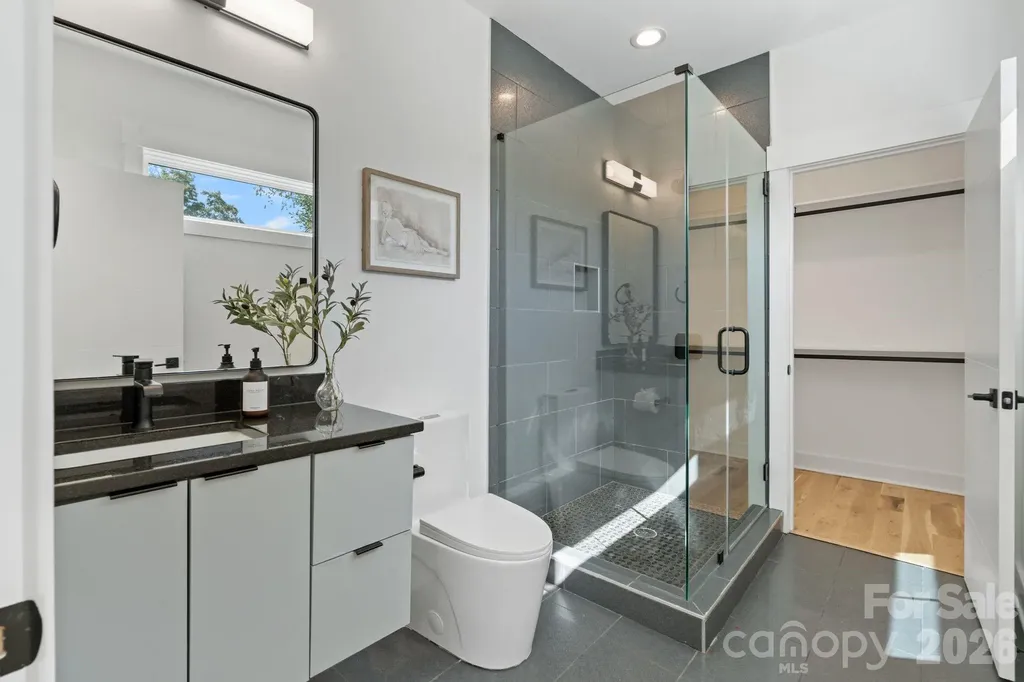 3008 Holt Street Charlotte NC 28205