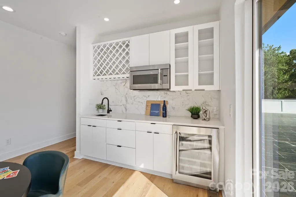 3008 Holt Street Charlotte NC 28205