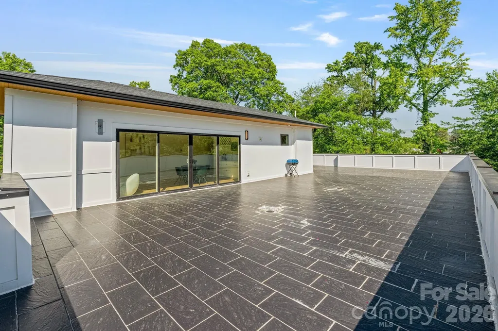 3008 Holt Street Charlotte NC 28205