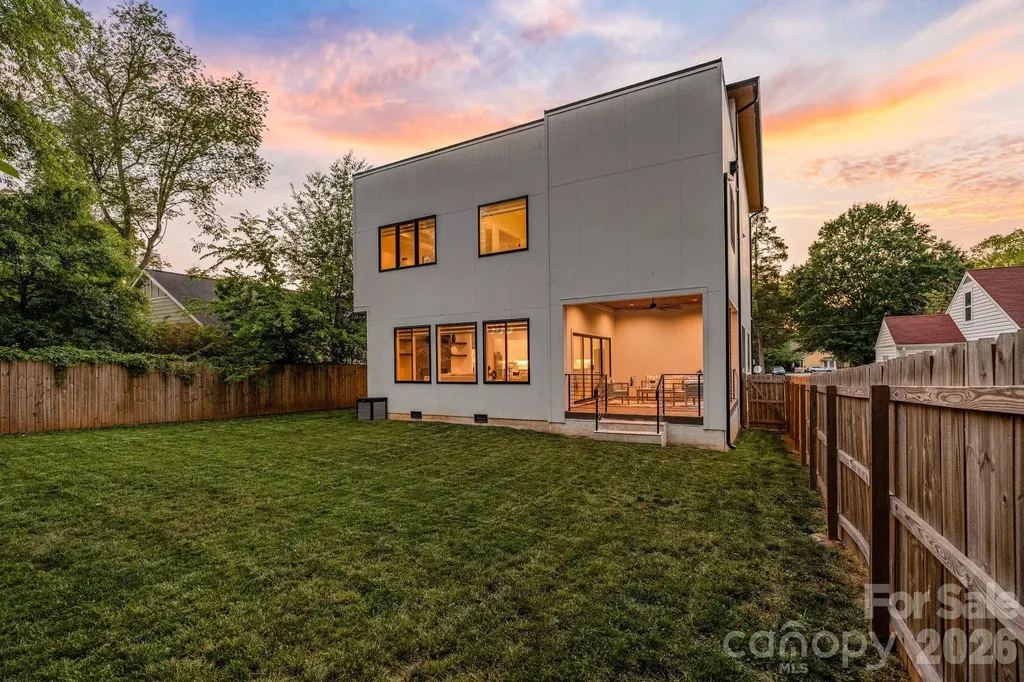 3008 Holt Street Charlotte NC 28205