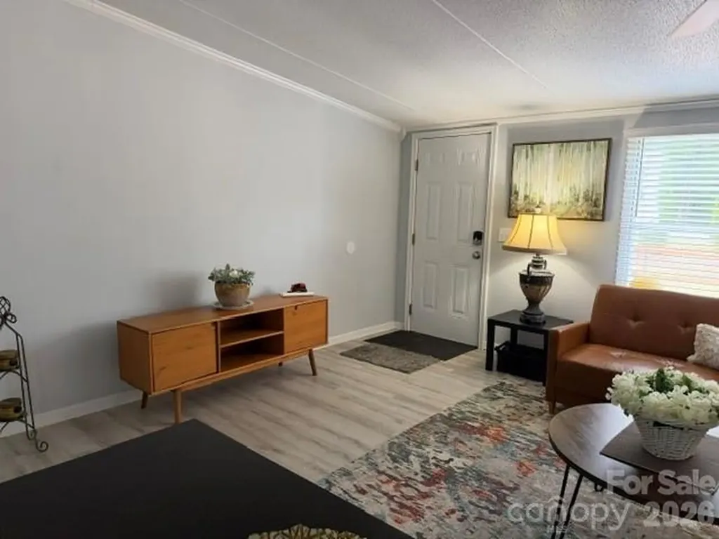 744 Deer Park Road Nebo NC 28761