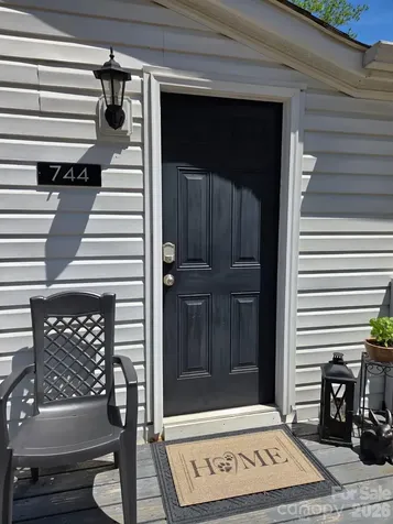 744 Deer Park Road Nebo NC 28761