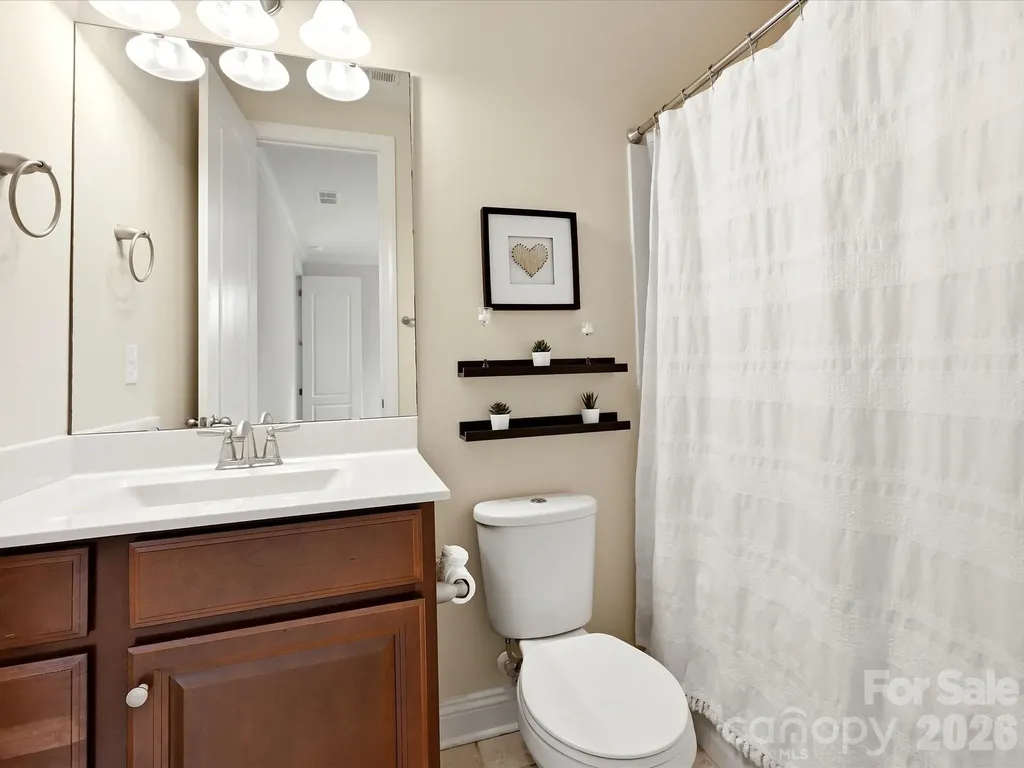 224 Kingsdown Avenue Charlotte NC 28270