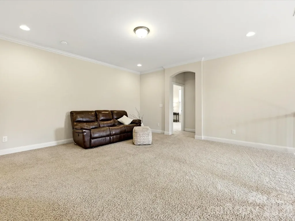 224 Kingsdown Avenue Charlotte NC 28270