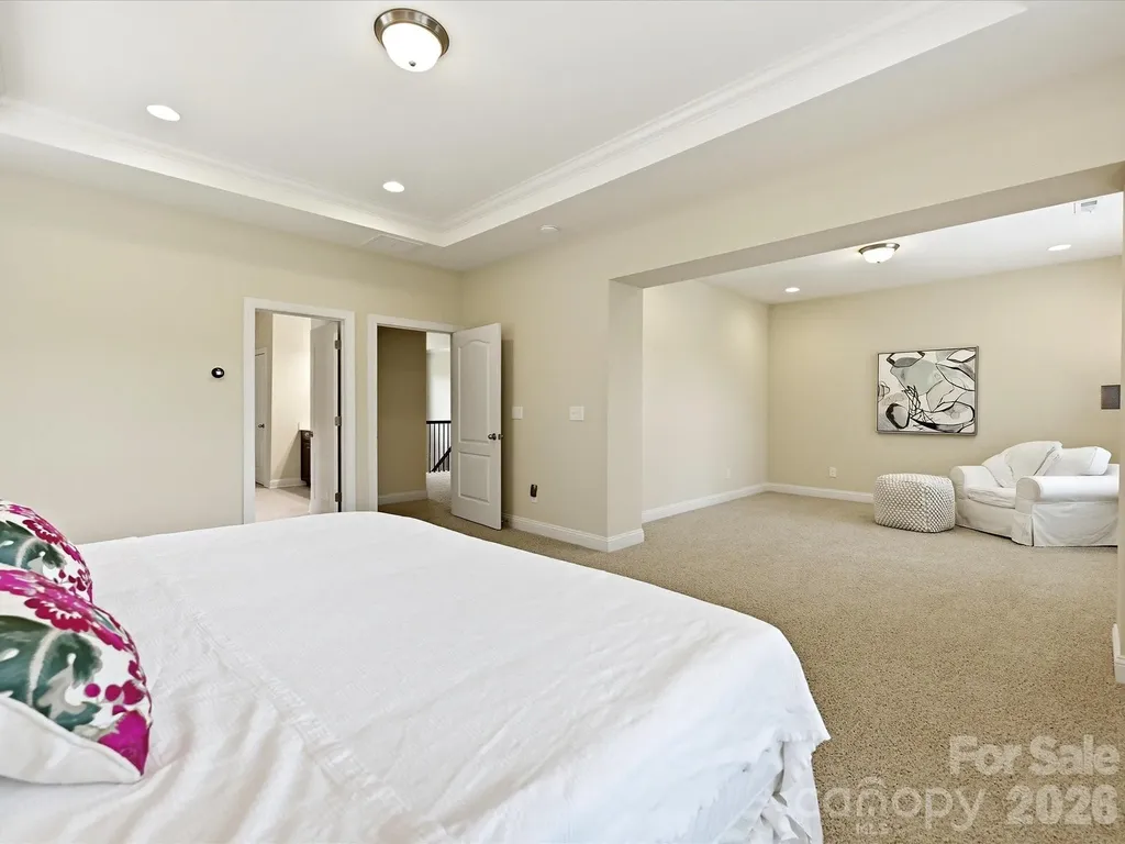 224 Kingsdown Avenue Charlotte NC 28270