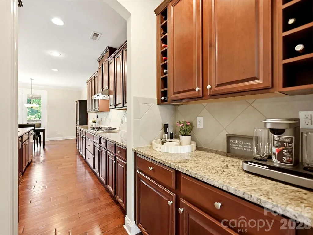224 Kingsdown Avenue Charlotte NC 28270