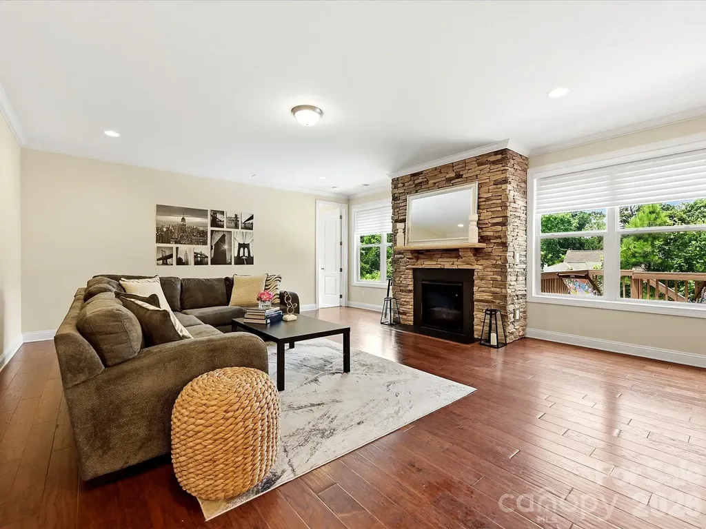 224 Kingsdown Avenue Charlotte NC 28270