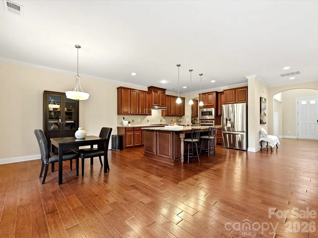 224 Kingsdown Avenue Charlotte NC 28270