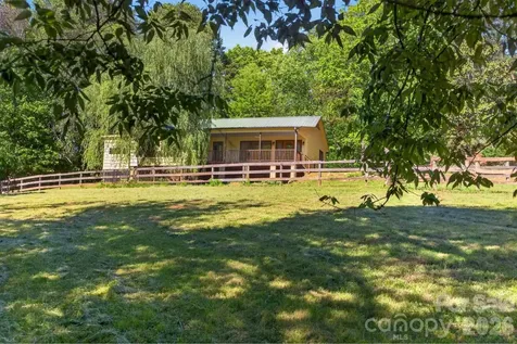 3205 Collinsville Road Columbus NC 28722