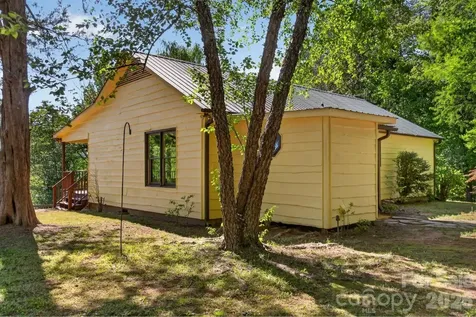 3205 Collinsville Road Columbus NC 28722