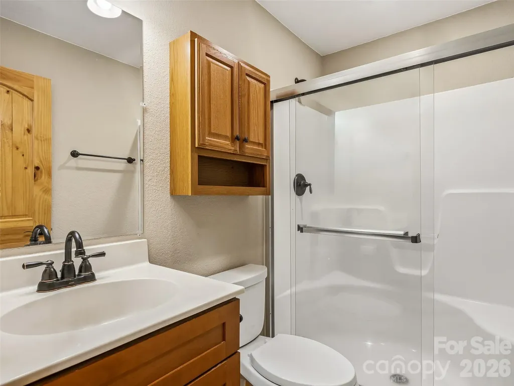 235 Hidden Knoll Drive Hendersonville NC 28792