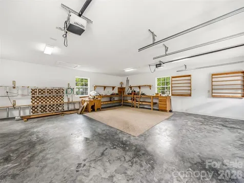 235 Hidden Knoll Drive Hendersonville NC 28792