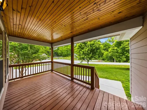 235 Hidden Knoll Drive Hendersonville NC 28792
