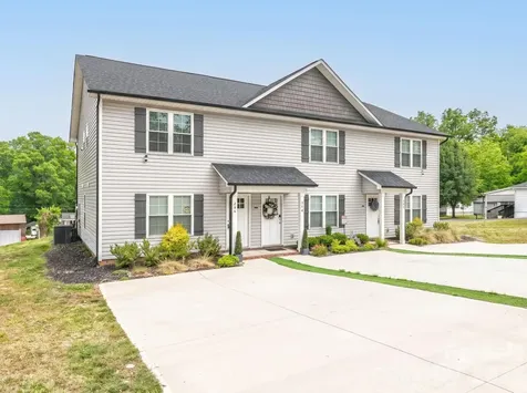 604 W 8th Street Kannapolis NC 28081