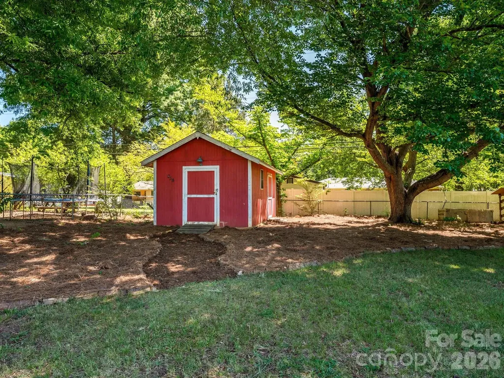 354 S Magnolia Street Mooresville NC 28115