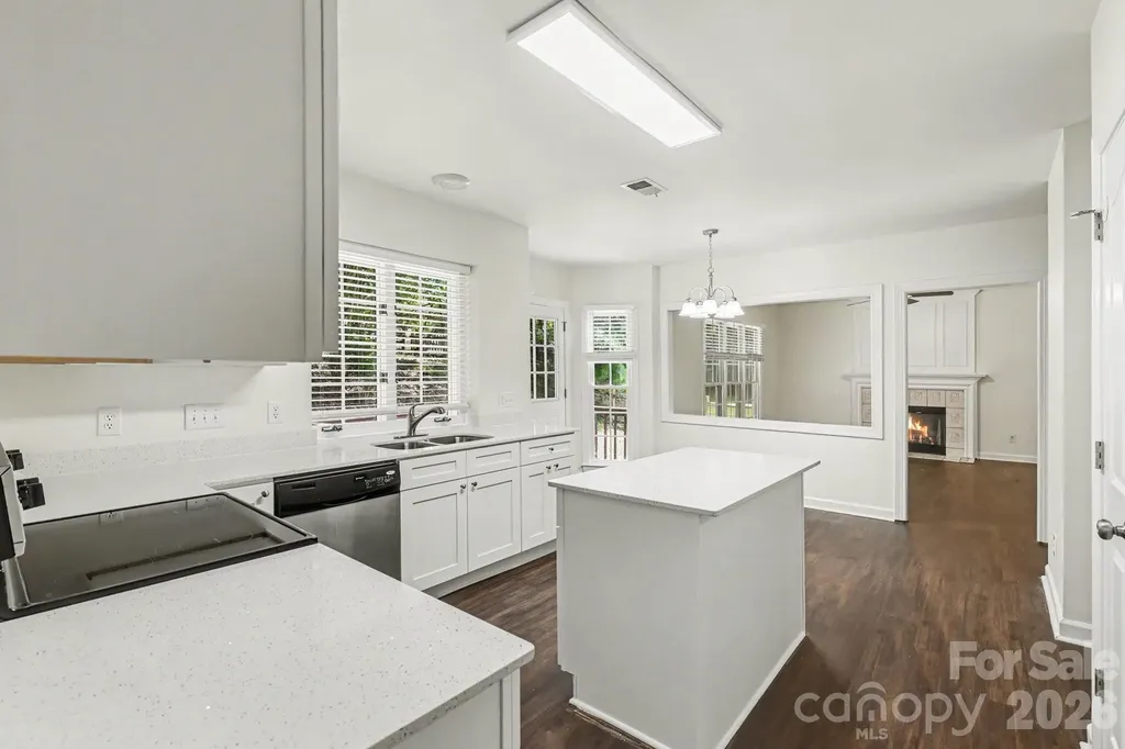 5802 Swanston Drive Charlotte NC 28269