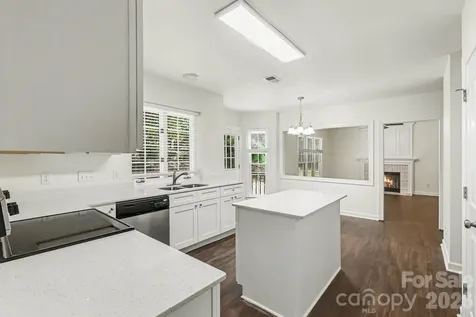5802 Swanston Drive Charlotte NC 28269