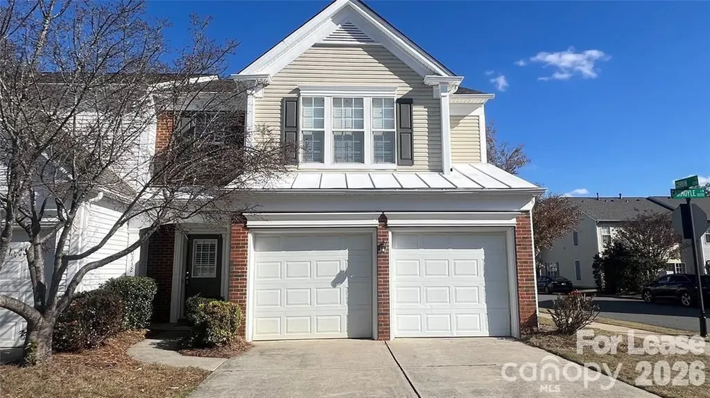 10232 Garmoyle Street Charlotte NC 28277