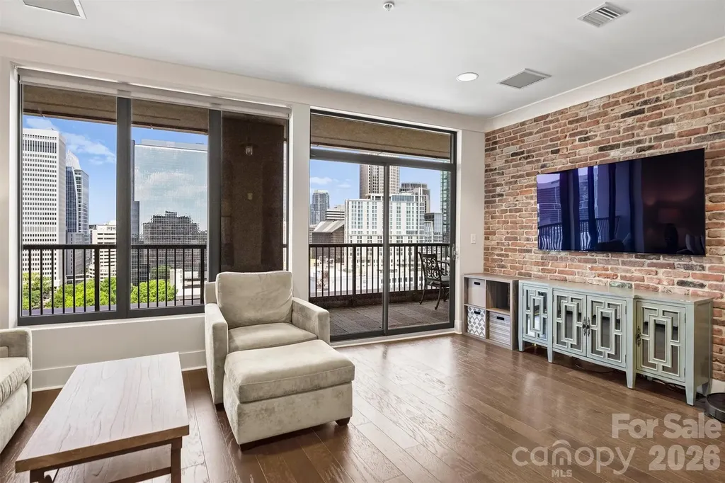 222 S Caldwell Street Charlotte NC 28202
