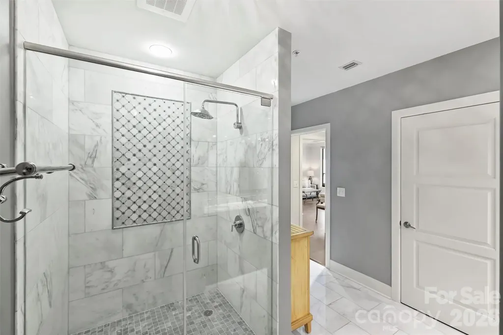 222 S Caldwell Street Charlotte NC 28202