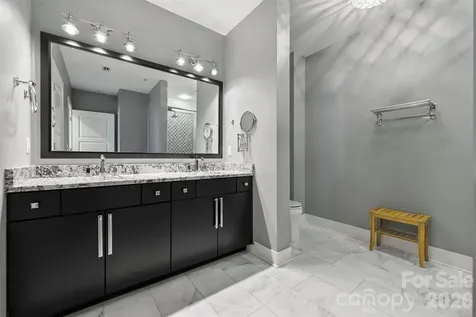 222 S Caldwell Street Charlotte NC 28202