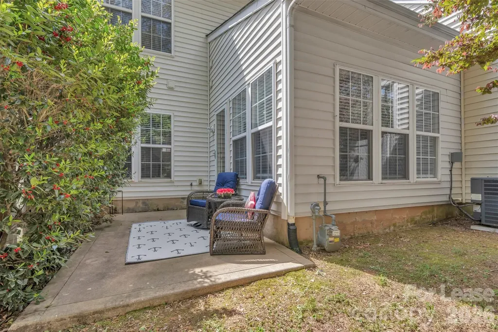 1802 Robinwood Village Drive Gastonia NC 28054