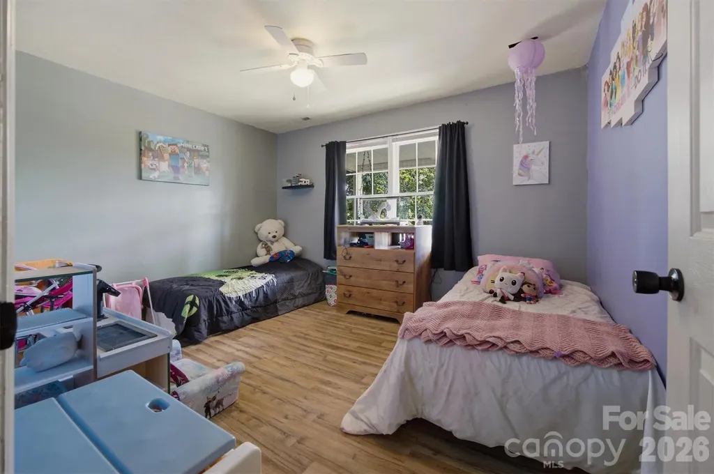 1404 Castle Court Lenoir NC 28645