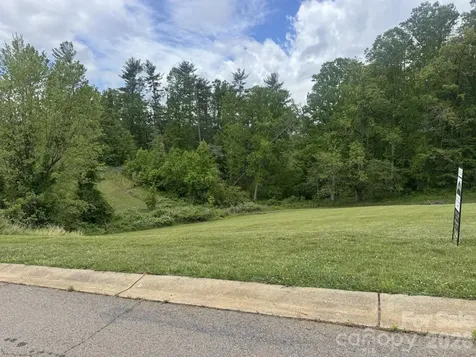 84 Gracie Lane Weaverville NC 28787