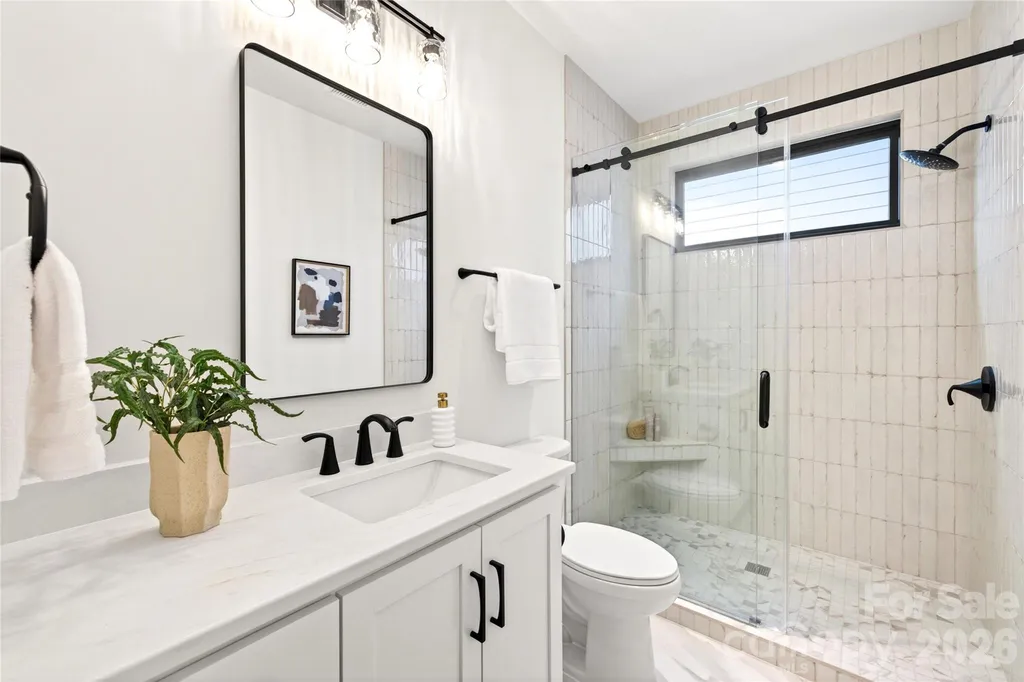 709 Bertonley Avenue Charlotte NC 28211