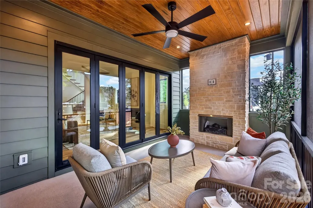 709 Bertonley Avenue Charlotte NC 28211