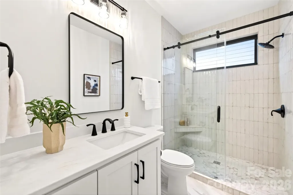 709 Bertonley Avenue Charlotte NC 28211