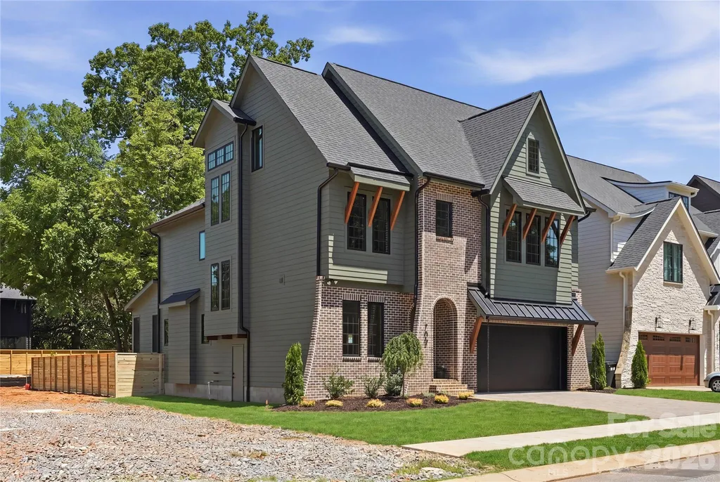 709 Bertonley Avenue Charlotte NC 28211