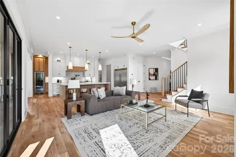 709 Bertonley Avenue Charlotte NC 28211