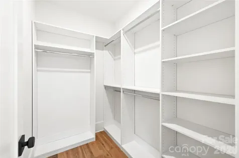 709 Bertonley Avenue Charlotte NC 28211