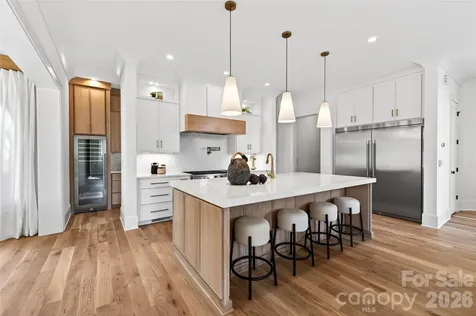 709 Bertonley Avenue Charlotte NC 28211