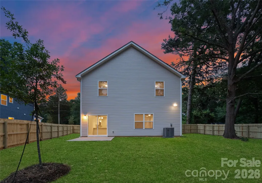 2028 Gilbert Street Charlotte NC 28216