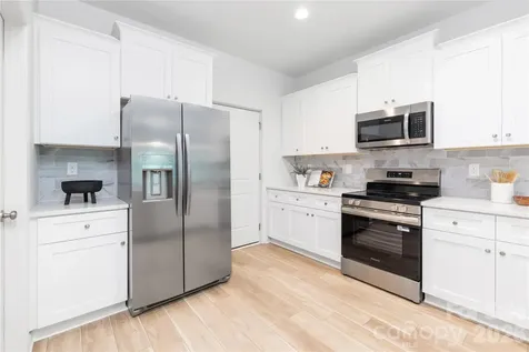 2028 Gilbert Street Charlotte NC 28216