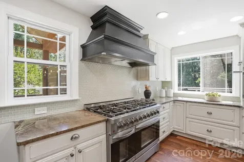 2113 Bon Villa Way Tega Cay SC 29708