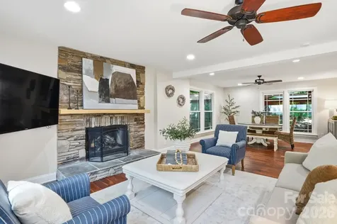 2113 Bon Villa Way Tega Cay SC 29708