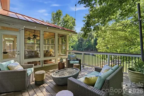 2113 Bon Villa Way Tega Cay SC 29708