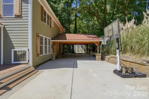 2113 Bon Villa Way Tega Cay SC 29708