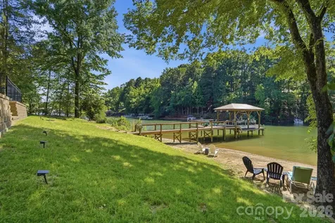 2113 Bon Villa Way Tega Cay SC 29708