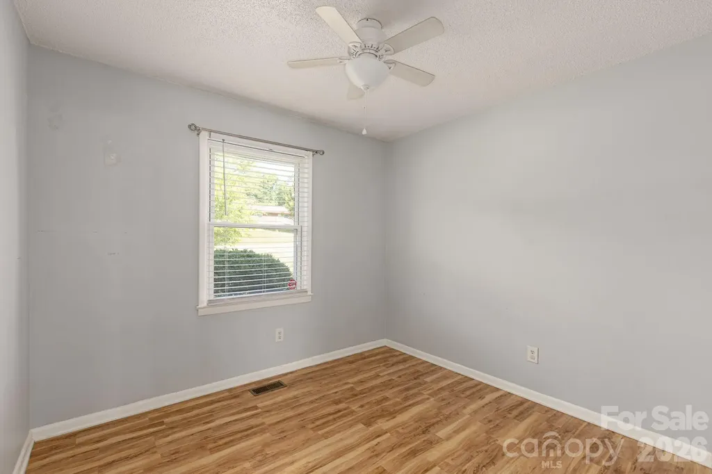 2101 Lamesa Court Lenoir NC 28645