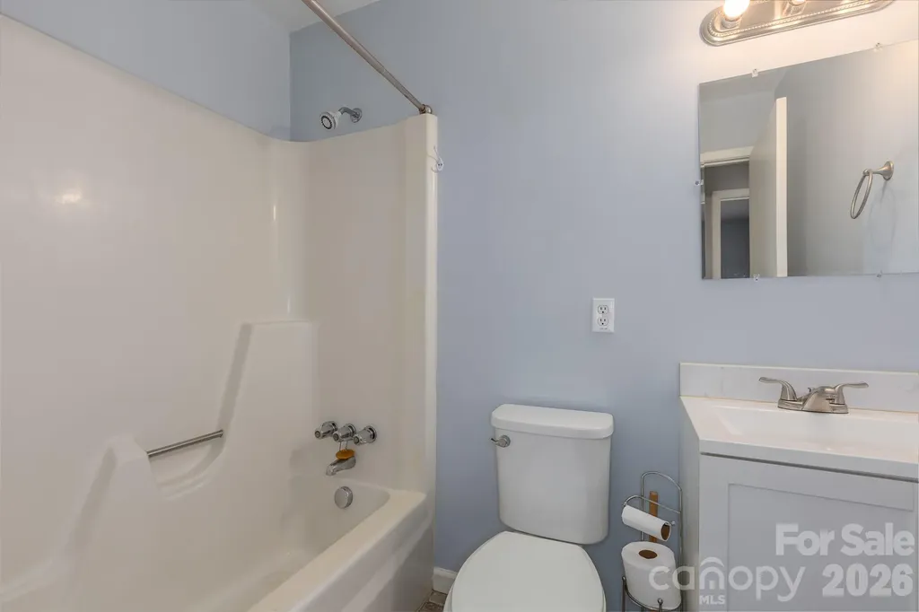 2101 Lamesa Court Lenoir NC 28645